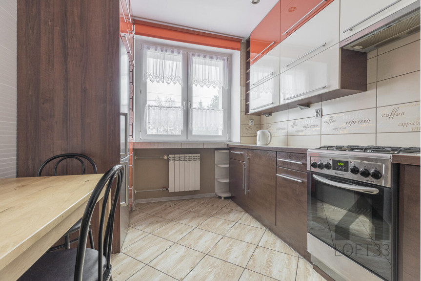 Jaworzno, Curie-Skłodowskiej, Piękne i wyposażone mieszkanie dwupokojowe na osiedlu Stałym w Jaworznie do wynajęcia | Spacer 3D