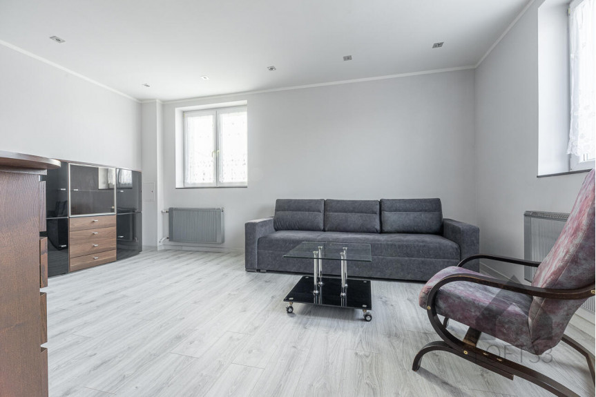 Jaworzno, Energetyków, Przytulna kawalerka na wynajem w Jaworznie przy ul. Energetyków | Spacer 3D