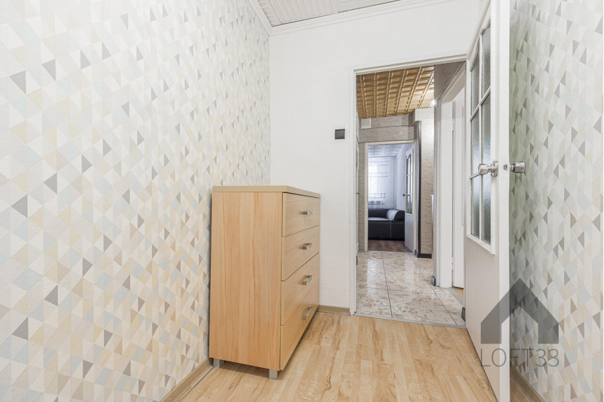 chrzanowski, Libiąż, 9 Maja, Wyposażone trzypokojowe mieszkanie na parterze w Libiążu | Spacer 3D